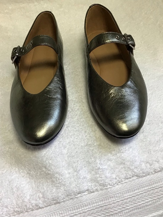 Madewell Shoes - Madewell Metallic Olive Mary Jane Grommet Flats with Buckle Sz 9